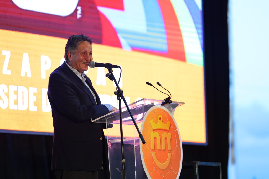 Frangie rinde cuentas en Tabachines y anuncia paso superior en Periférico