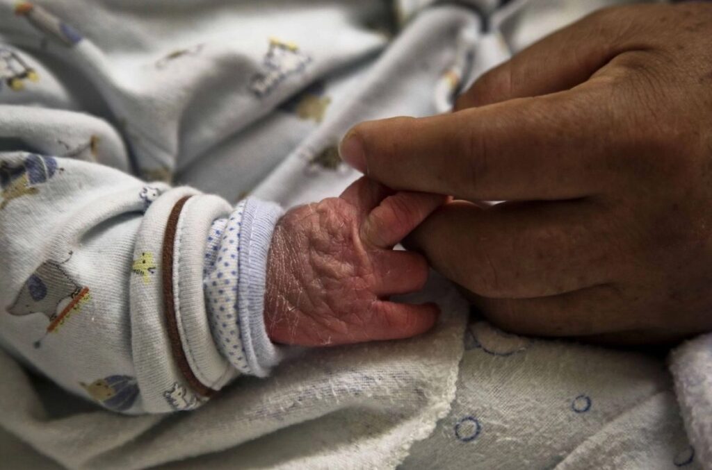 Nacimientos caen 8.5% y suman tres años de descenso Histórico, revela INEGI