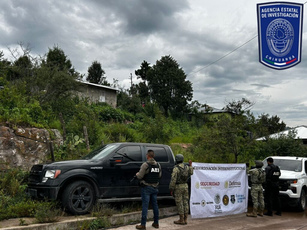 Recupera Célula BOI en Guadalupe y Calvo pick up robada en Chihuahua