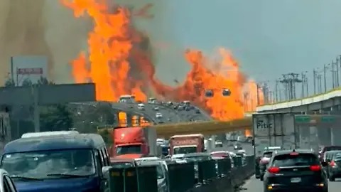 VIDEOS: Explosión de pipa en Iztapalapa deja al menos 57 personas lesionadas