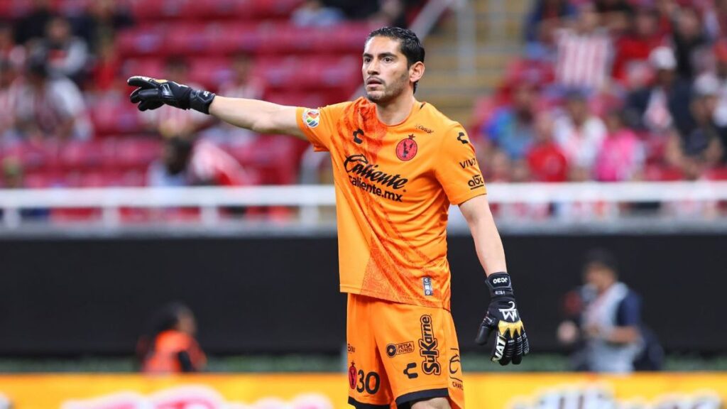 Despedida de un Ícono: Jesús Corona deja los Guantes