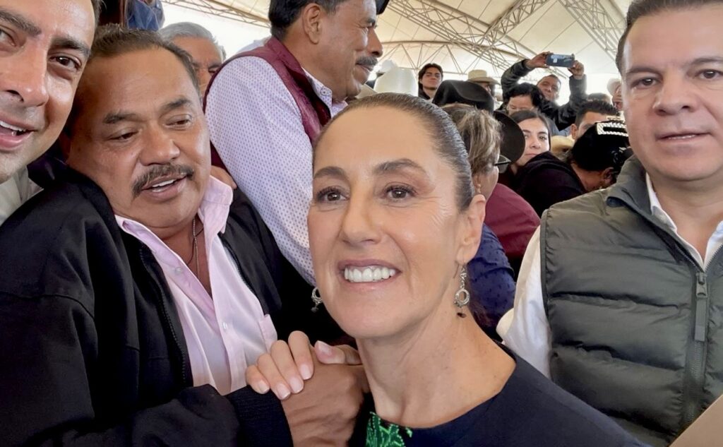 Alcalde de Guadalupe Victoria pide a Sheinbaum ampliar acopio de frijol hasta 50 mil toneladas