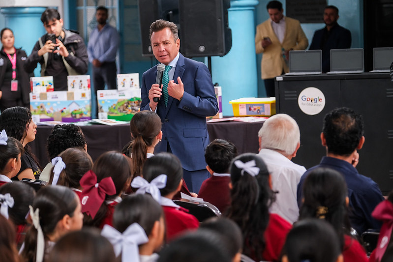 Fortalece Gobierno de Jalisco la educación STEAM con entrega de kits de robótica