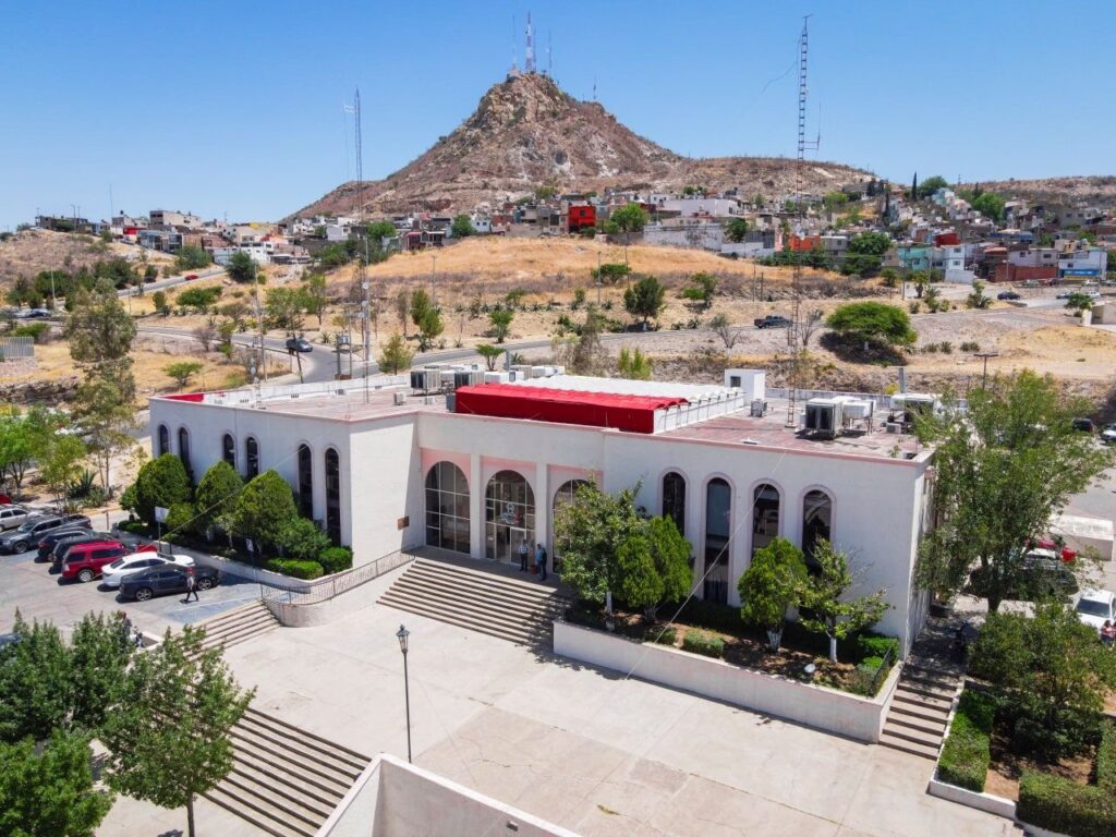 Gracias a las gestiones del alcalde Salvador Calderón, la JMAS intervendrá la calle Churubusco