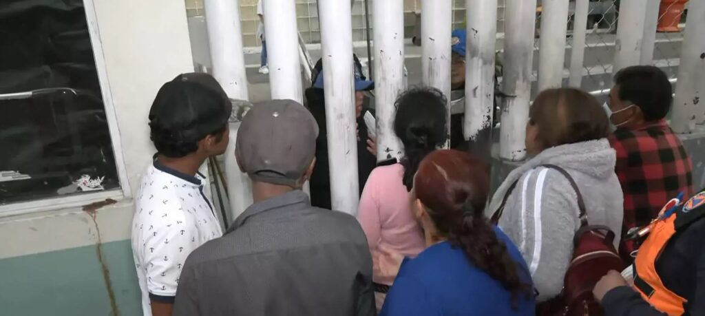 Hombre se hace pasar por padre de víctima de explosión en Iztapalapa para pedir dinero