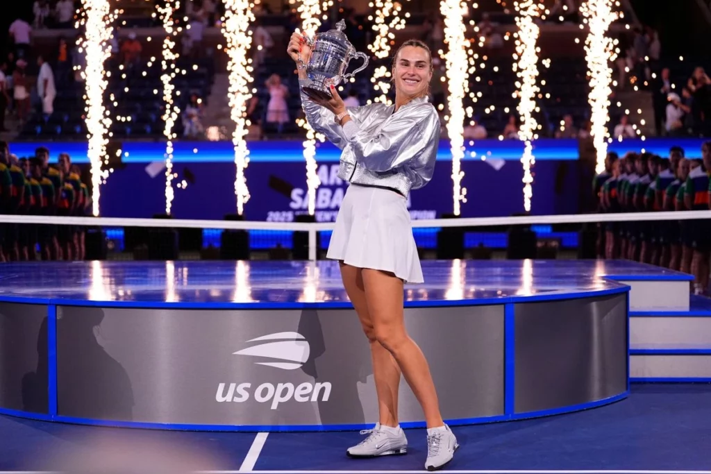 Sabalenka orgullosamente bicampeona del abierto de Estados Unidos.