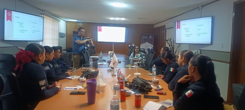 Imparte FEM Zona Sur capacitación a Policías de Seguridad Pública en Parral