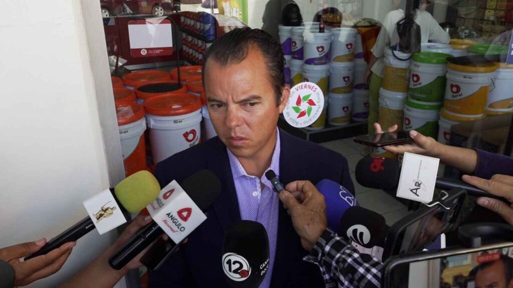 CANACO pide mesa de trabajo con regidora ante iniciativa de cobro de estacionamientos exclusivos para creación de dirección