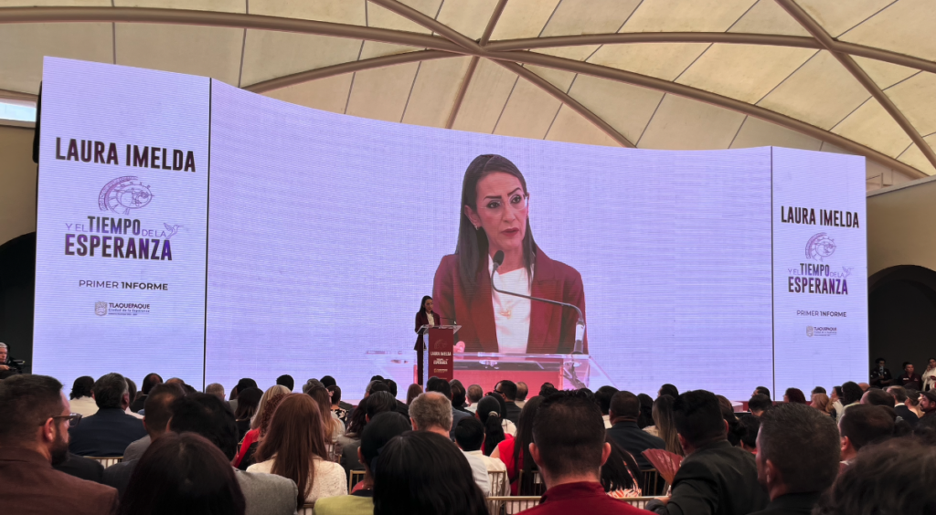 Laura Imelda Pérez subraya honestidad y transparencia en su primer informe de gobierno