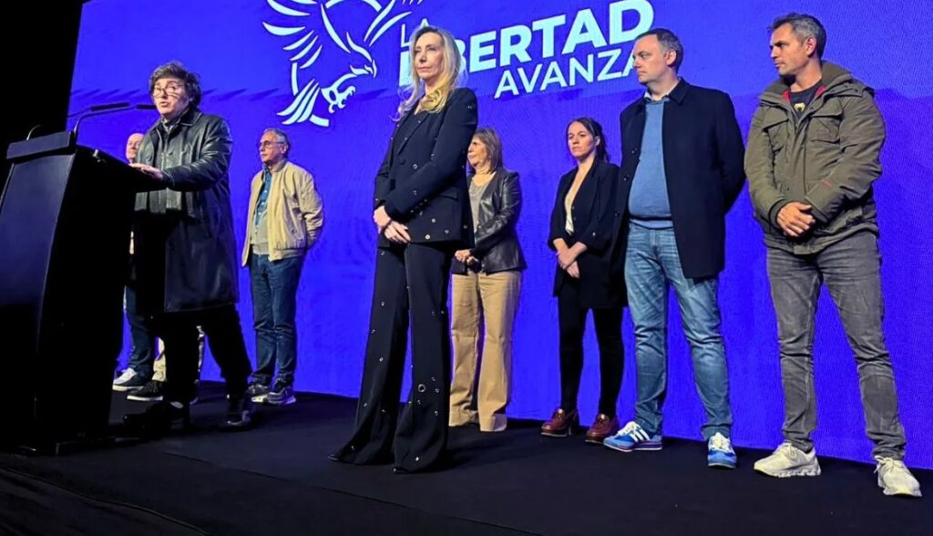 Javier Milei reconoció la derrota en Buenos Aires y admitió errores políticos