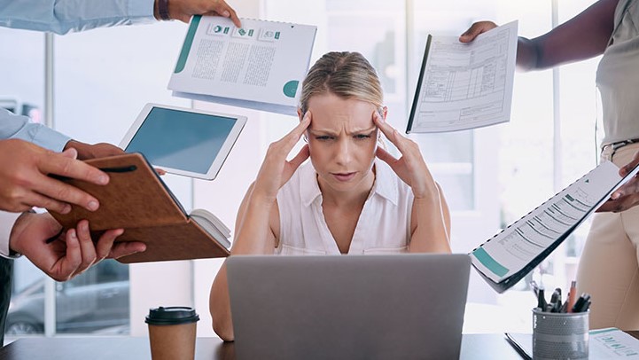 Estrés laboral y depresión, una realidad que afecta más a las mujeres mexicanas