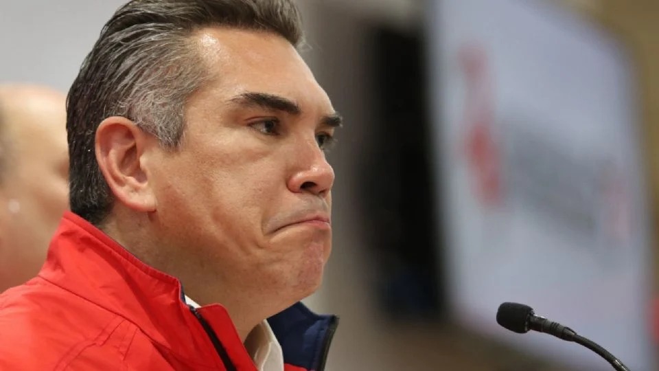 Senado quita a Alito Moreno la presidencia de la Comisión de Marina