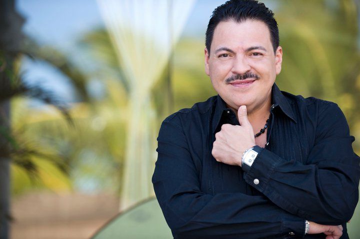 Julio Preciado es hospitalizado por neumonía leve y permanecerá bajo observación