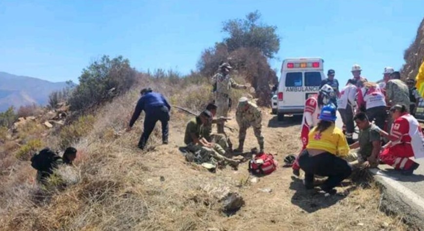 Accidente Fatal en Baja California: Un Militar fallecido en volcadura