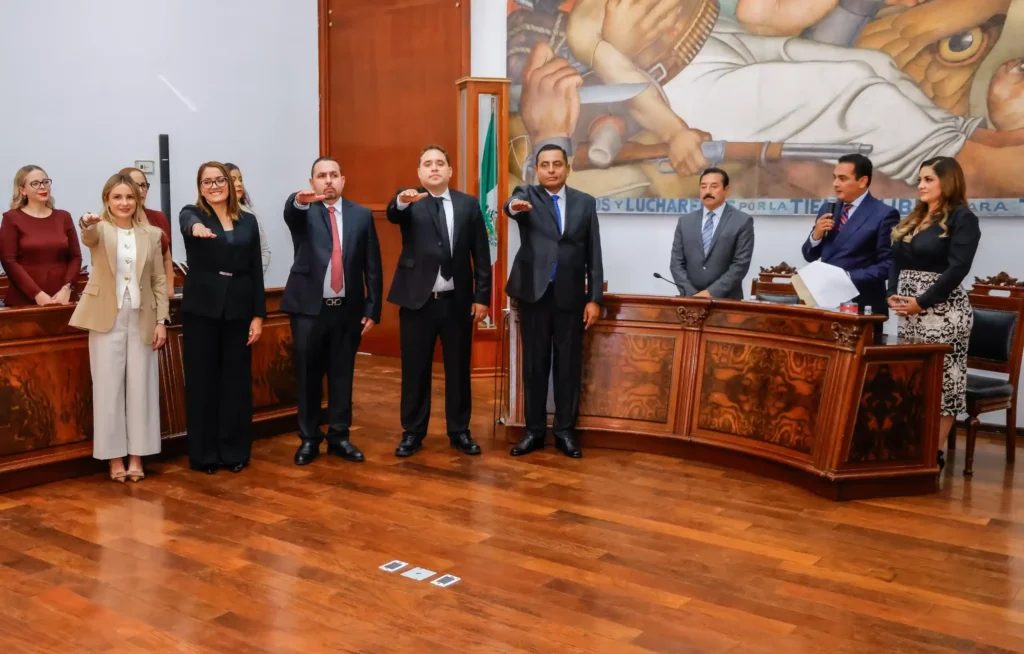 Gobierno Municipal de Toño Ochoa consolida rumbo con primeras ratificaciones de gabinete