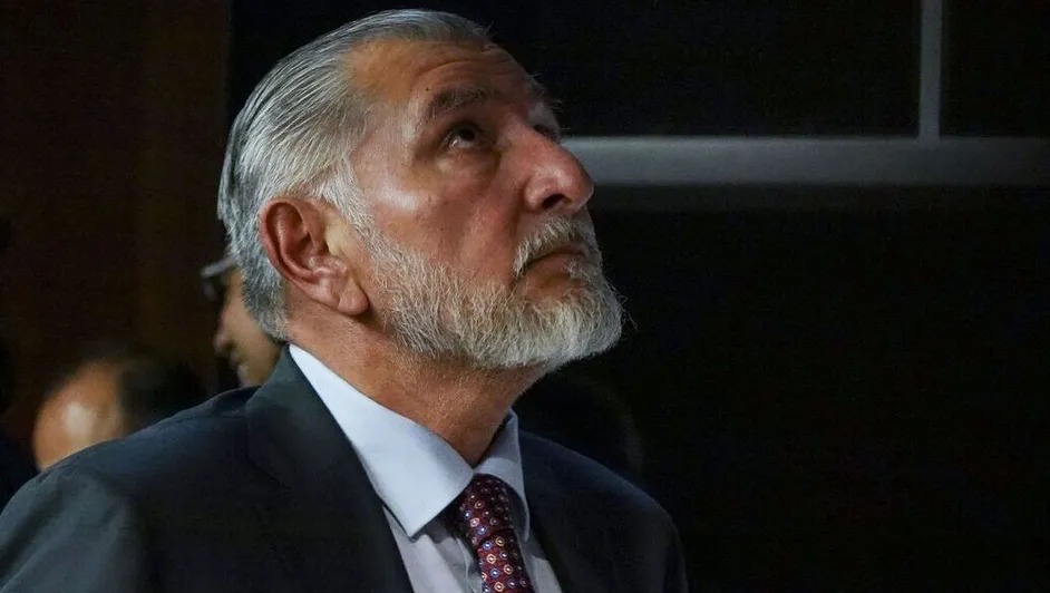 Morena busca acabar con el «turismo legislativo»; Adán Augusto anuncia plan de austeridad en el Senado