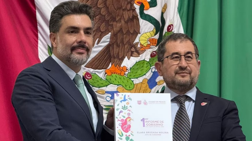 Congreso de CDMX recibe informe de Clara Brugada