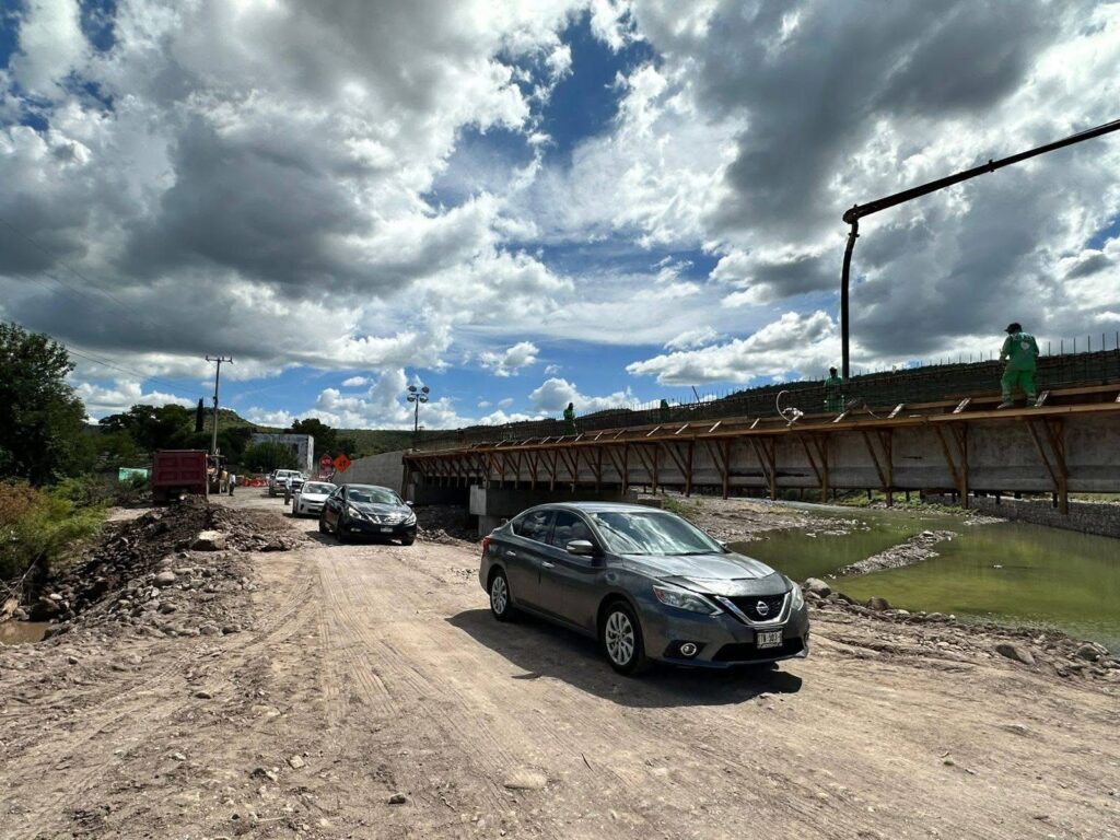 Abren paso intermitente en la Panamericana, zona de Rodeo; solo vehículos ligeros
