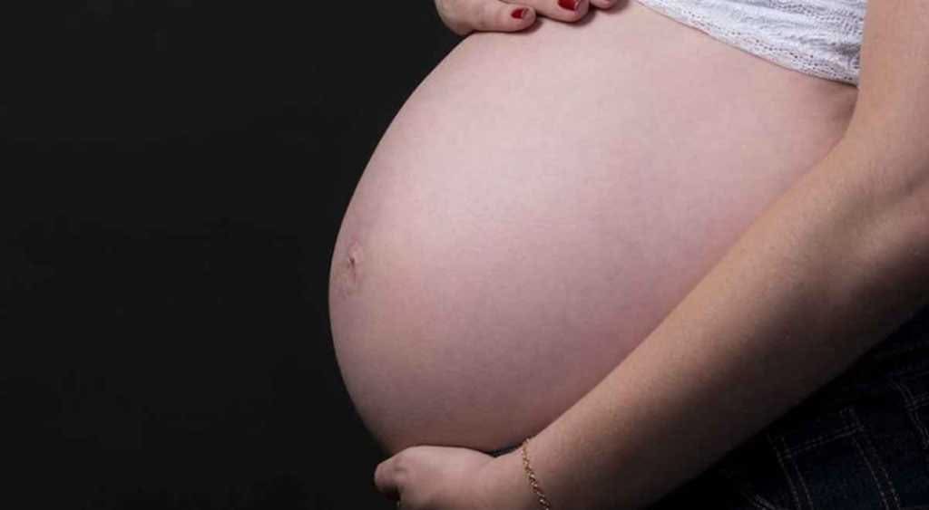 Durango registra alta tasa de embarazos en jóvenes de 15 a 19 años: INEGI