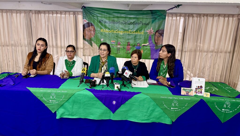 Colectivos exigen al Congreso de Durango acatar orden de la SCJN y despenalizar el aborto