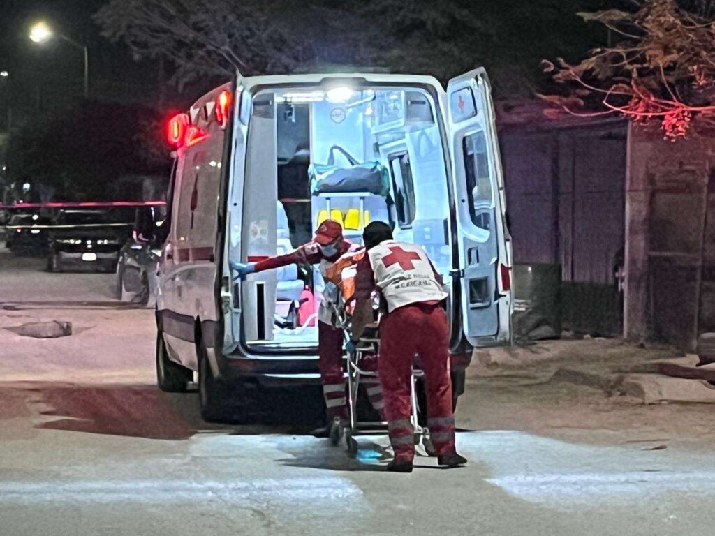 Pareja es asesinada a balazos en su domicilio