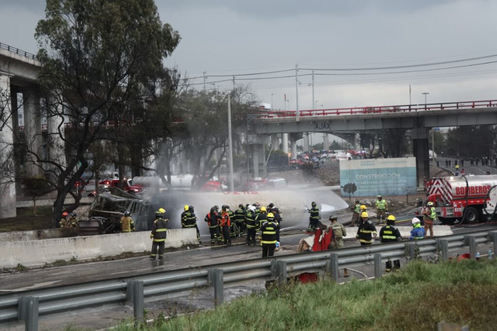 Empresa dueña de pipa accidentada en Iztapalapa asumirá responsabilidad