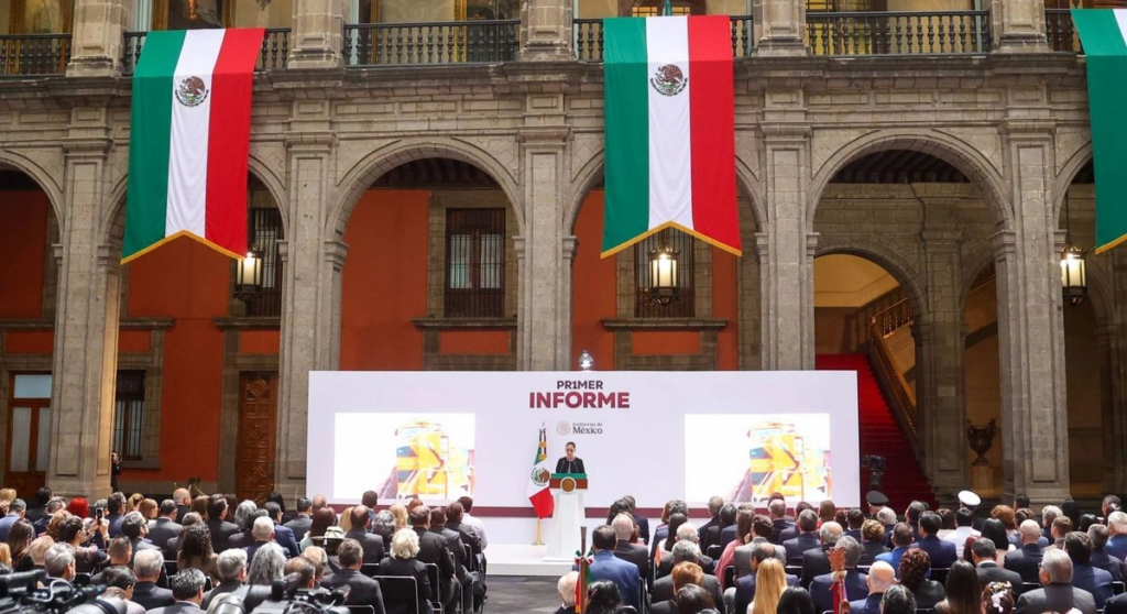 Sheinbaum destaca histórica reducción en pobreza y desigualdad: «quedó en el pasado»