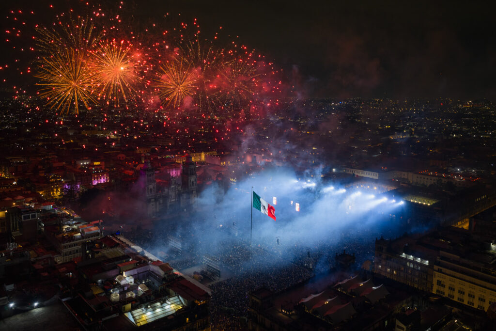 MC busca sustituir uso de pirotecnia por drones y láser en eventos públicos