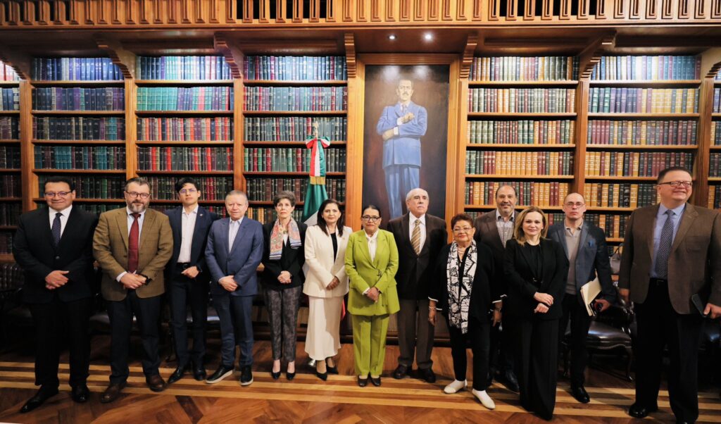 Magistrados y comisión presidencial debaten ajustes a la reforma electoral
