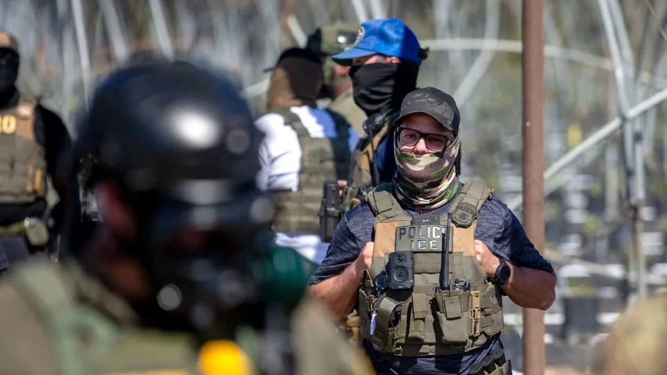 Suprema Corte permite reanudar redadas migratorias masivas en Los Ángeles