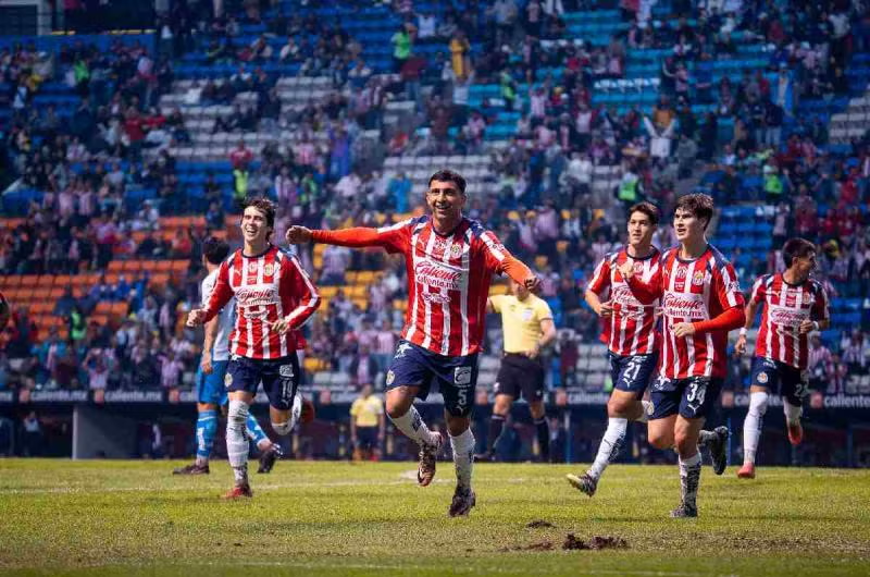 ¡Golazo! Chivas vence a Puebla y el “Cotorro” González anota la victoria