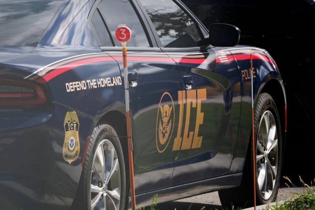 SRE exige investigación por muertes de migrantes mexicanos en custodia de ICE