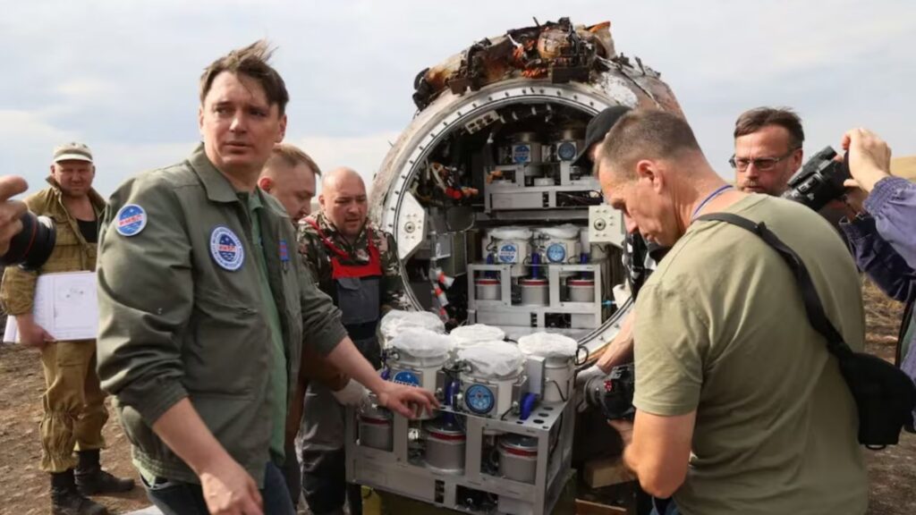 Rusia recupera Módulo Espacial con ratas y moscas