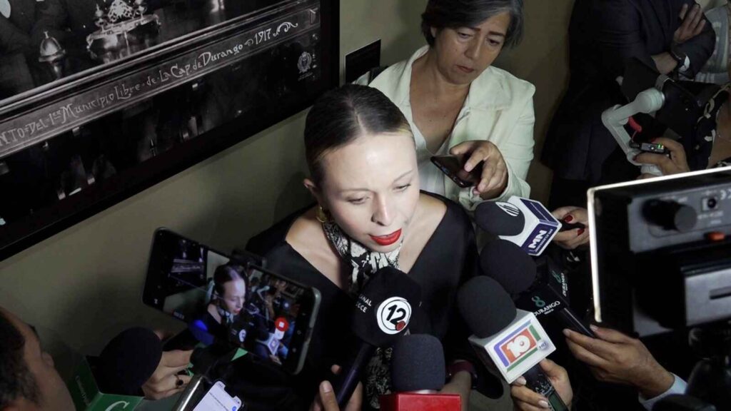 Regidora de Morena propone crear una dirección para discapacidad financiada con recaudación de estacionamientos exclusivos