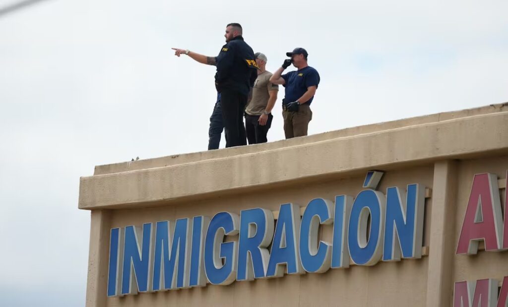 Muere mexicano herido en el tiroteo en oficinas del ICE en Dallas, reporta su familia