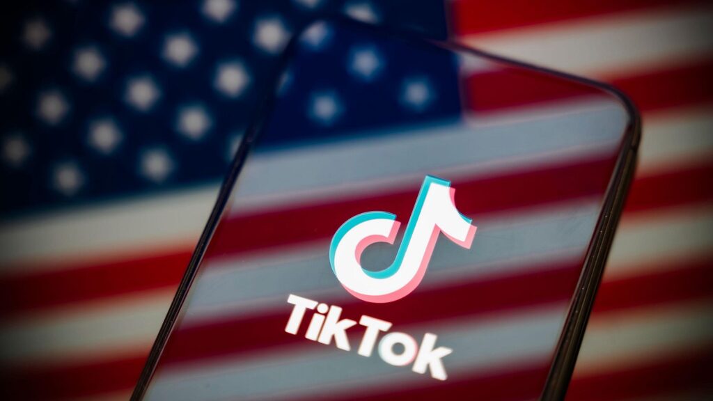 TikTok negocia acuerdo para evitar su salida de EE.UU.; el algoritmo sigue en disputa