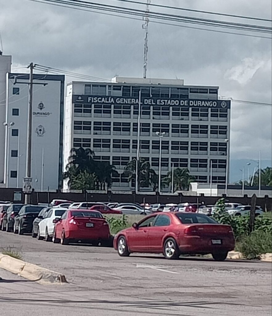 Robaron camión en Monterrey y lo encontraron en Durango