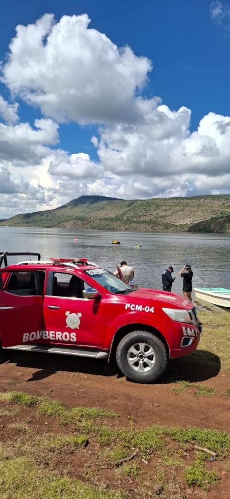 Jugaba en un inflable en la presa y murió ahogado