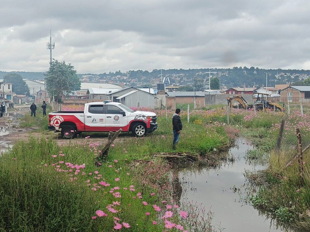 Atienden inundaciones en colonia El Mirador