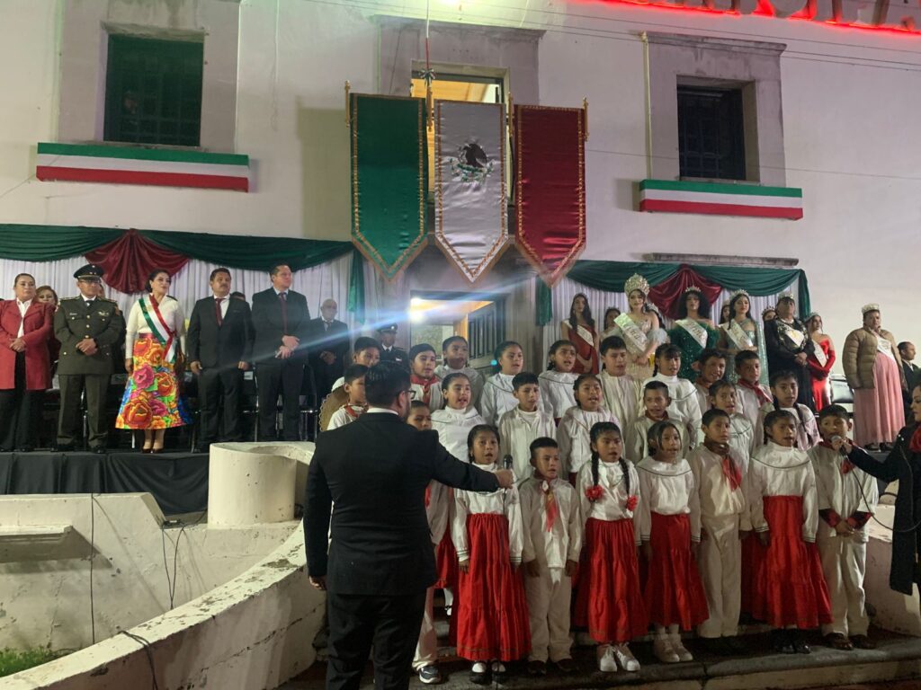 Saldo Blanco en grito de independencia