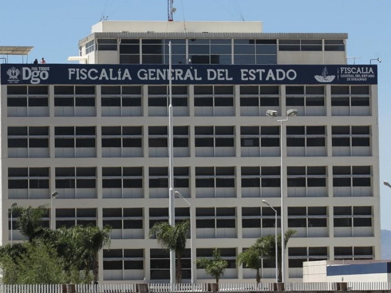 Lo corrieron del pueblo por besar a una menor