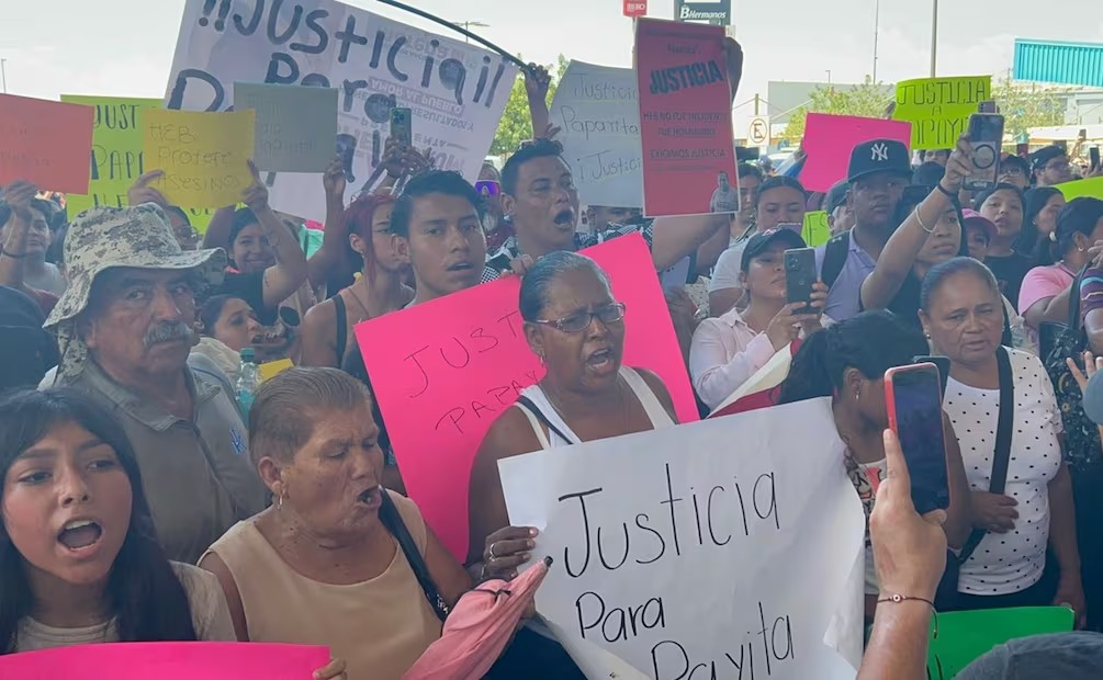 Protestan en tienda HEB por muerte de “Papayita”, víctima de acoso laboral y envenenamiento en Torreón