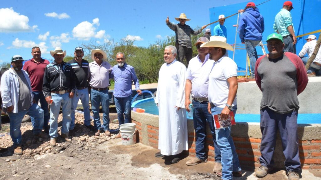 Inaugura y bendicen nuevo pozo de la comunidad de Orizaba