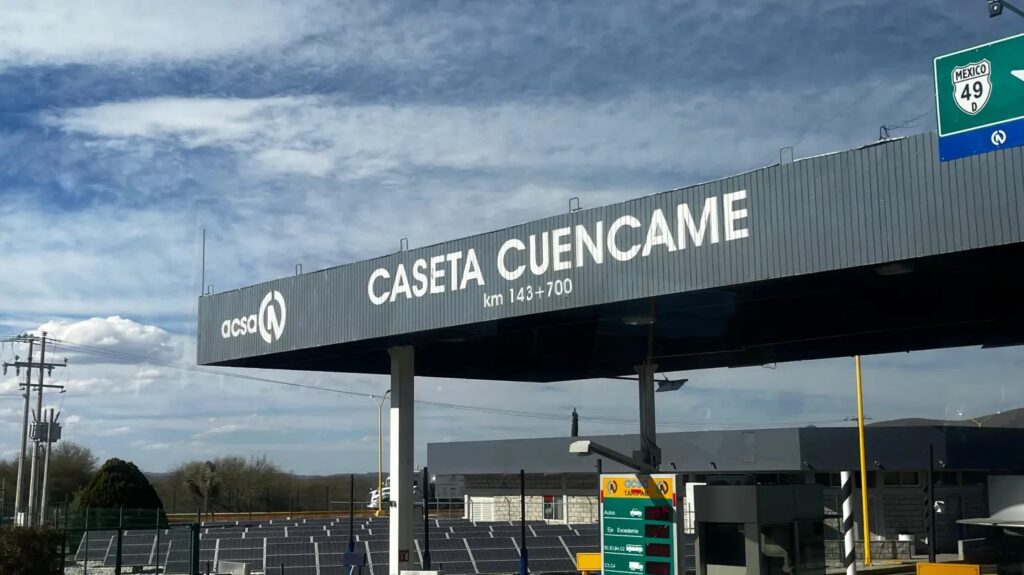 En autopista le dispararon a empleado de Capufe