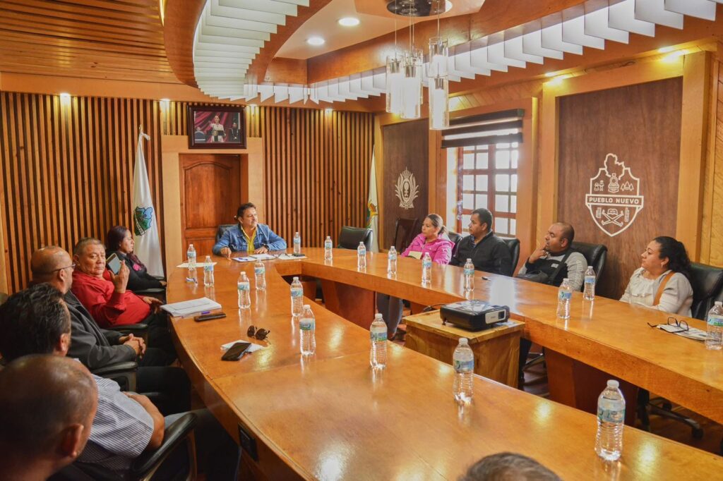 Fortalecen colaboración entre Gobierno Municipal y sector educativo