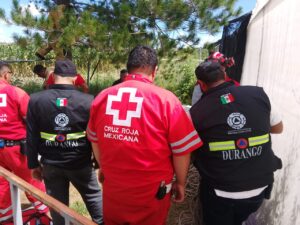 Pareja de trabajadores muere atrapada en un pozo