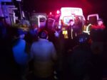 familia afectada por inundación