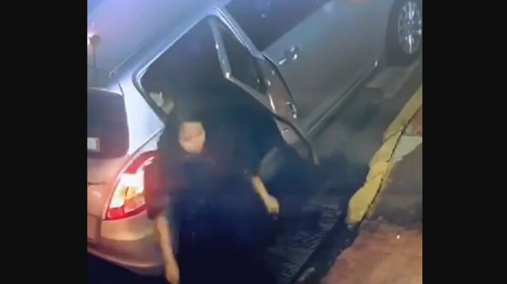 Chofer de plataforma denuncia a mujer que parió y abandonó a bebé