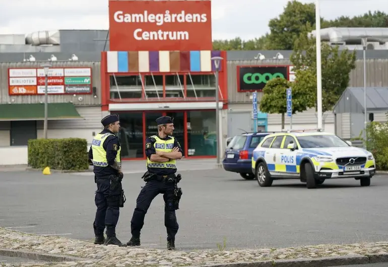 Adolescentes de 15 años son reclutadas como s¡car¡as… en Suecia