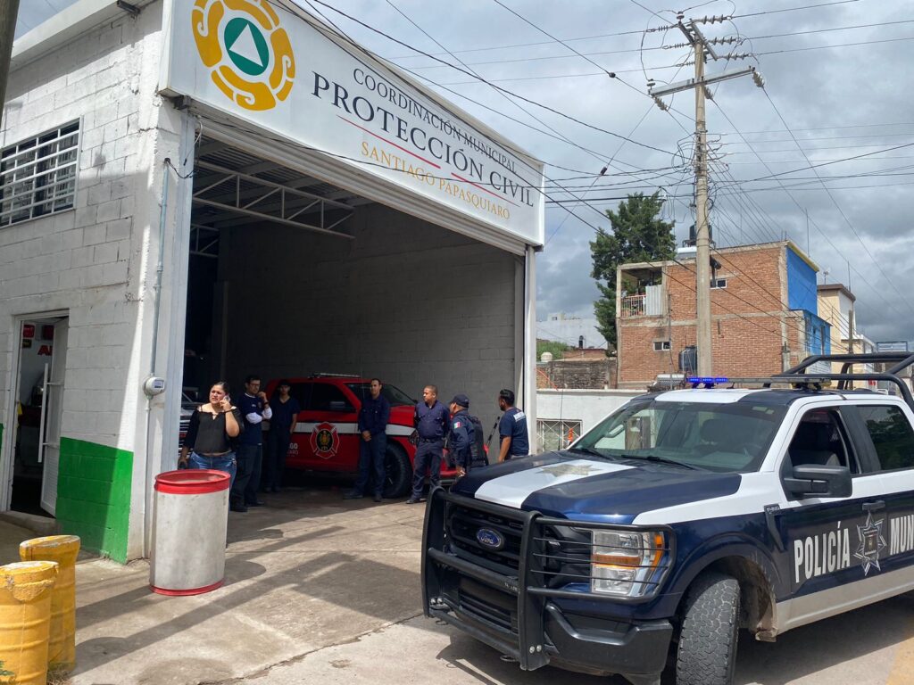 Policías salvan a mujer víctima de extorsión telefónica en Santiago Papasquiaro